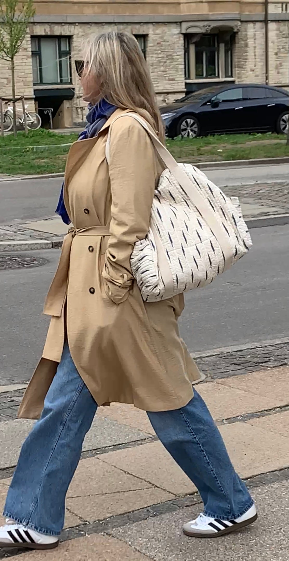Ikat shoulder bag