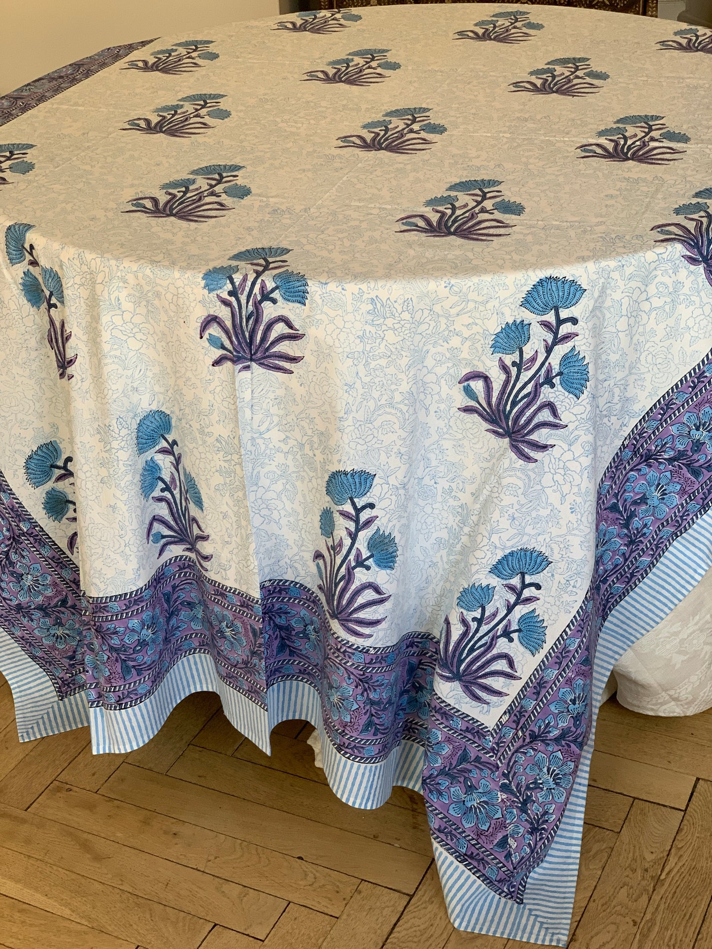 Table cloth 152x220cm
