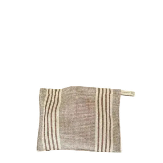 Small pouch