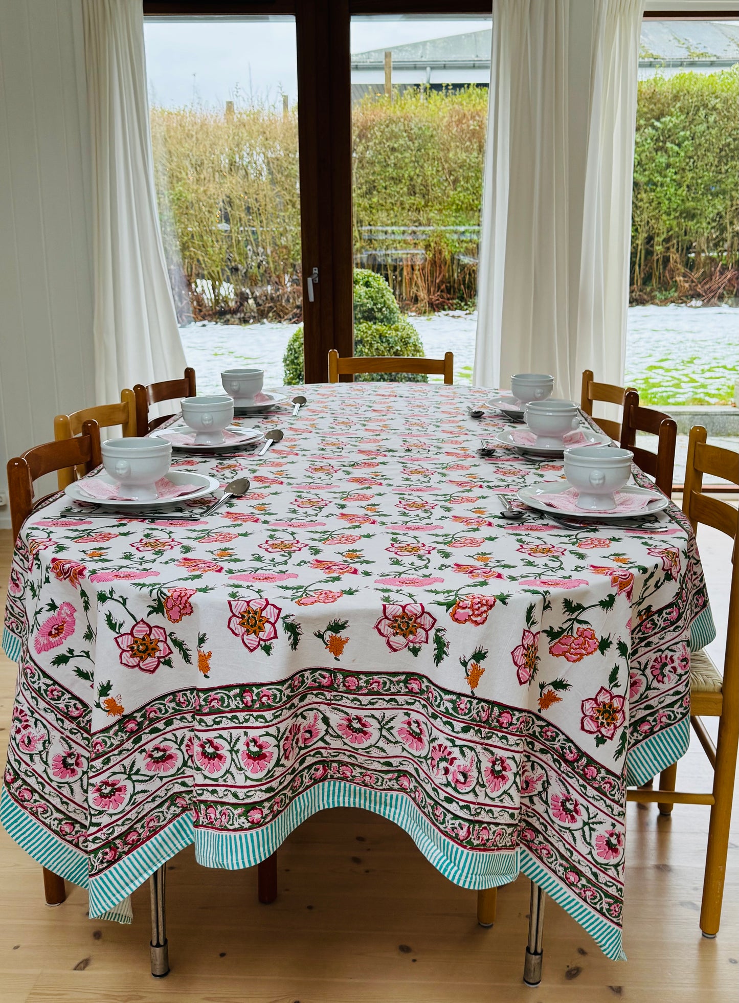 Table cloth 152x270