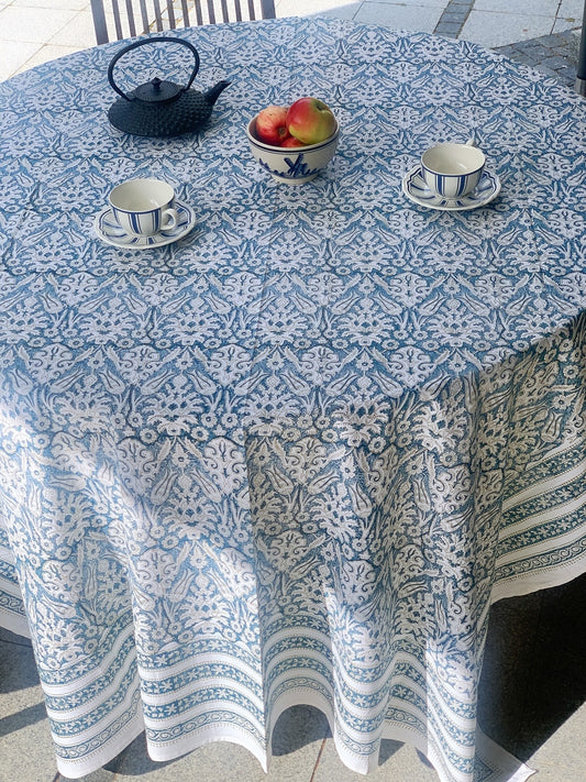 Table cloth 152x220cm