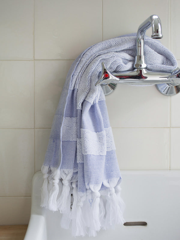 Hand towel